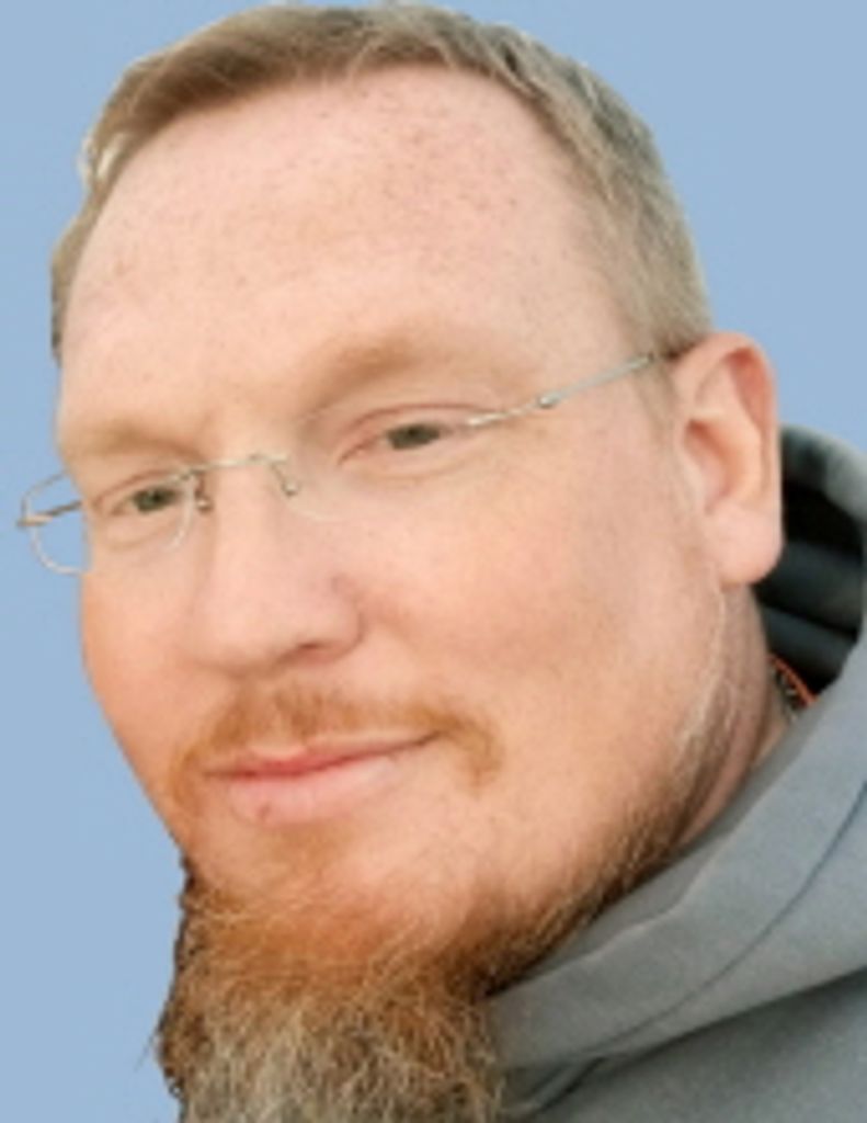 Eric L. Grundza