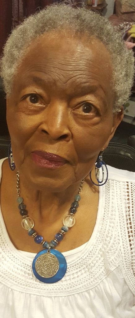 Luevenia Howell Profile Photo