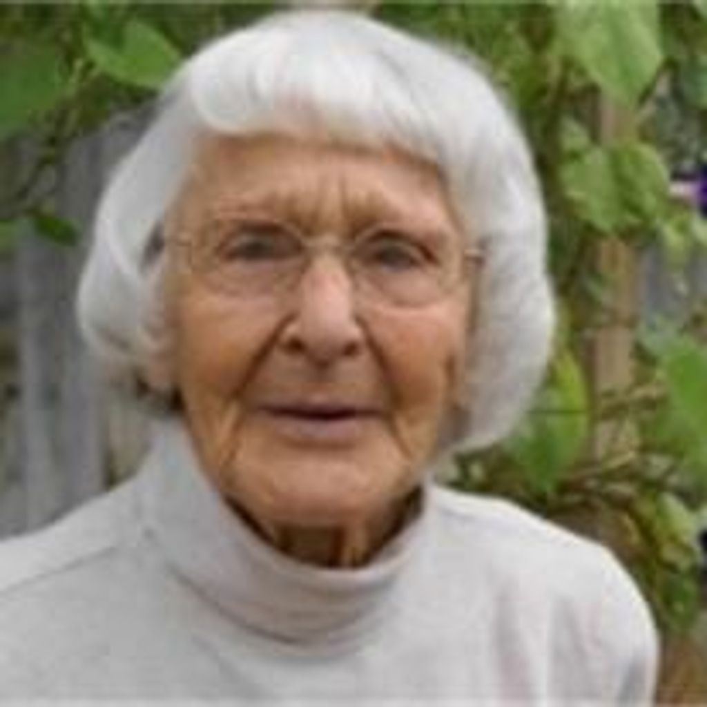 Evelyn Joyce Brooker