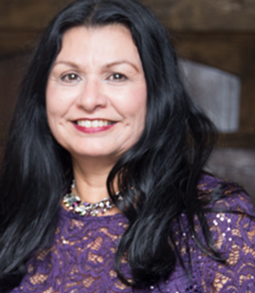 Yolanda Flores