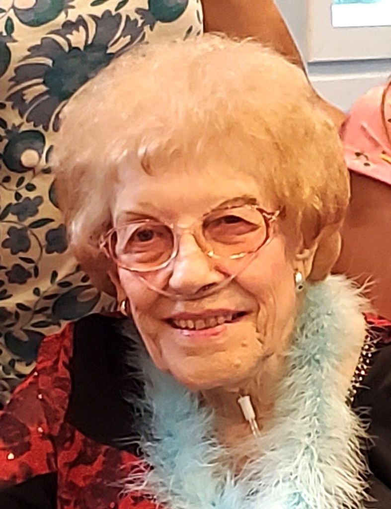 Elizabeth "Liz" C.  (Nee Piccirilli, Formerly Angelini) Ravilious Profile Photo