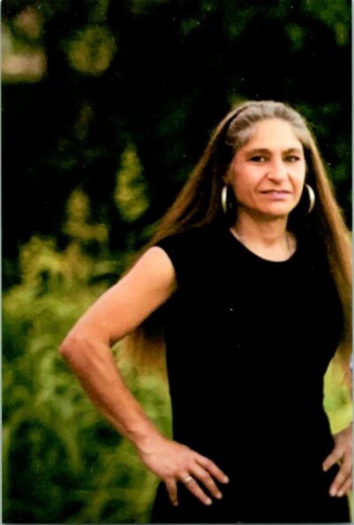 Michele Antoinette Ross Profile Photo