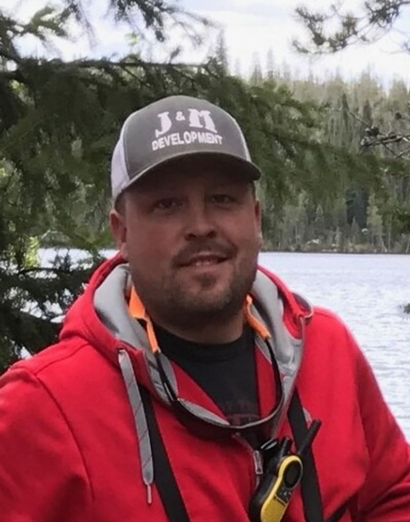 Brett Jennings Profile Photo