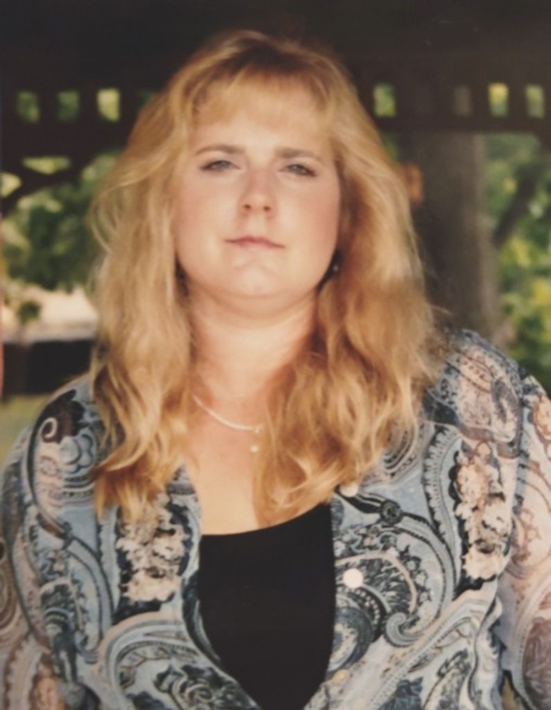 April Louise (Desousa) Corriveau Profile Photo