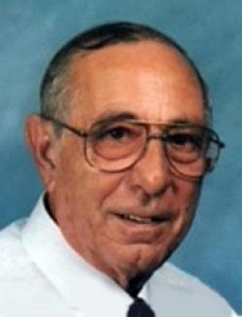 Howard Nicholas Reina