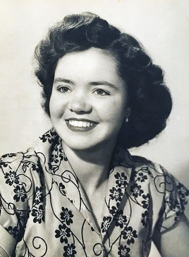 Mary Mills photo gallery thumbnail 69 of 103