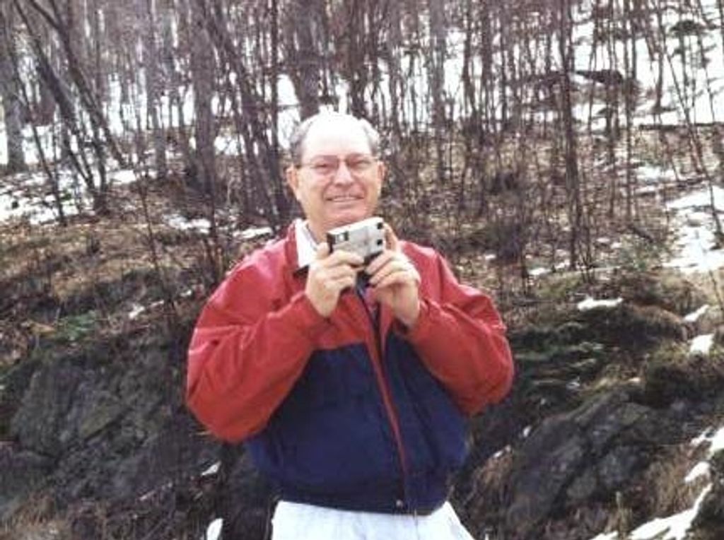 Stanley Walter Tomaszewski Profile Photo