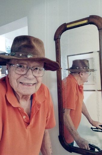 Stanley Donald "Don" Kochanowski Profile Photo