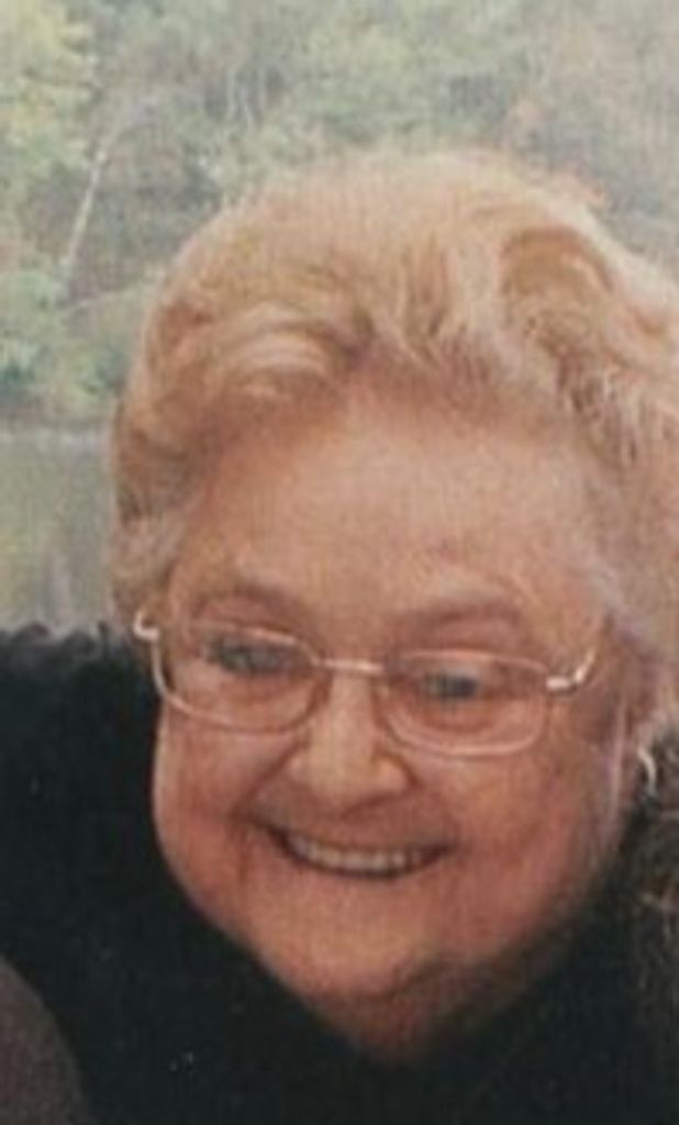 Mrs Lorraine Ludzus Profile Photo