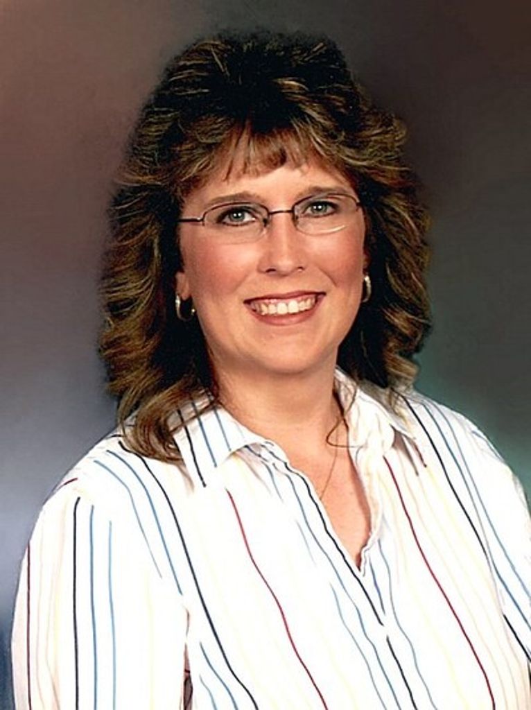 Chandra Leigh Hicks - Robertson Profile Photo