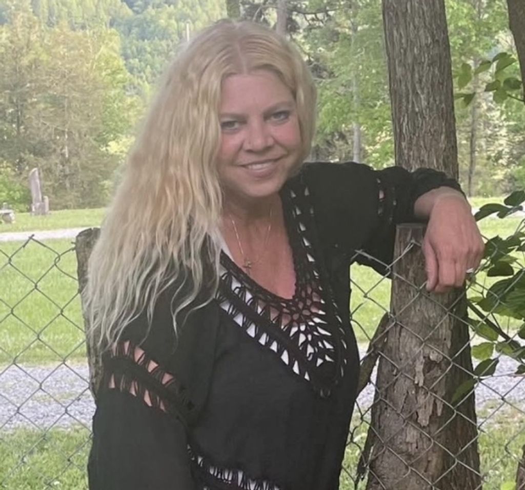 Julie Ann Smith Profile Photo