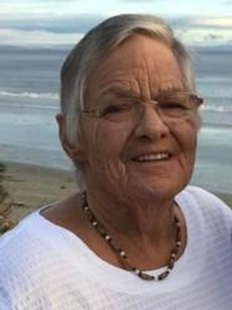 Roxanne Alice Schuyler