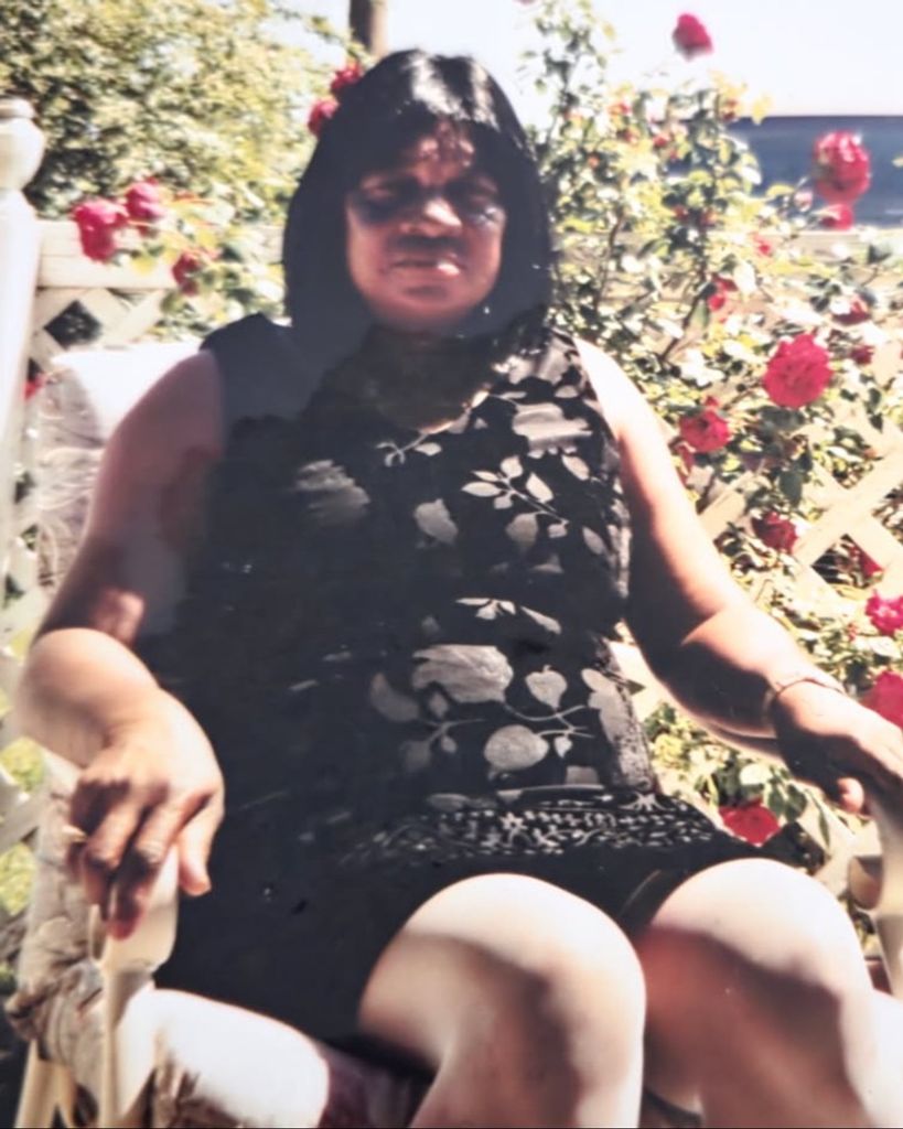 Louise Jones Simmons Profile Photo