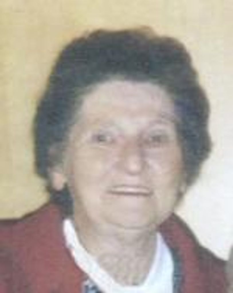 Lois J Beach