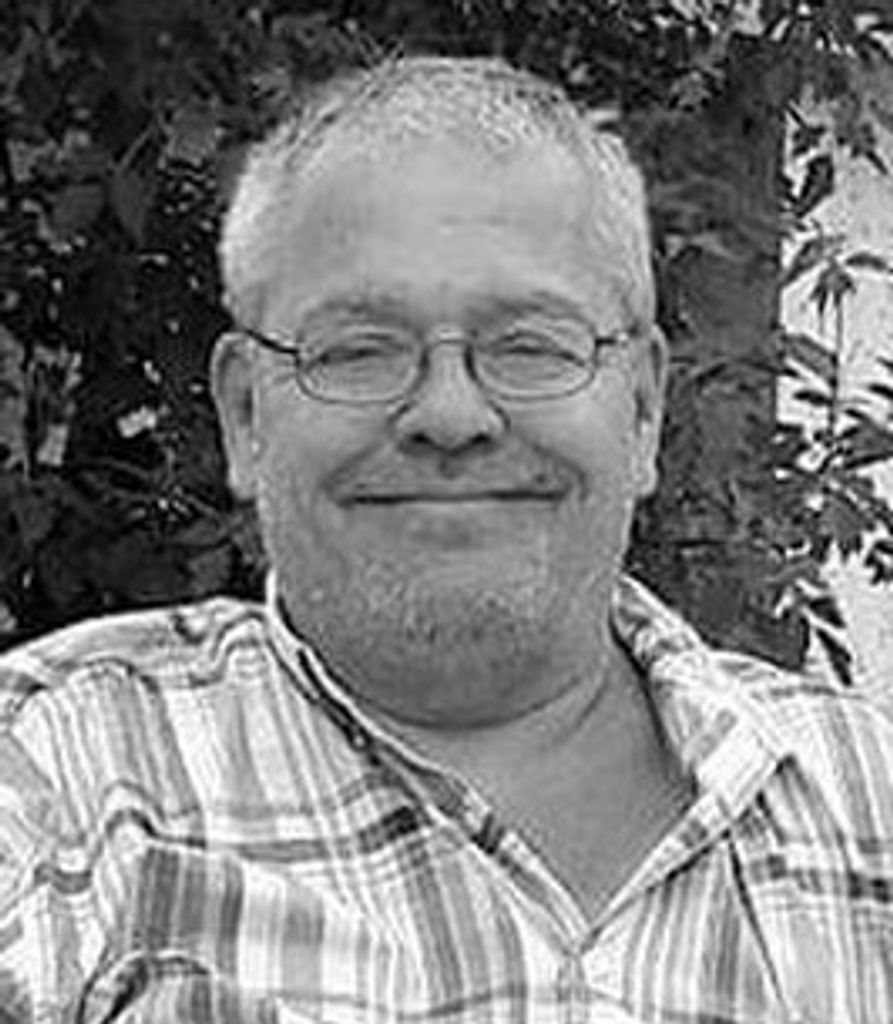 Kenneth Dodd Profile Photo