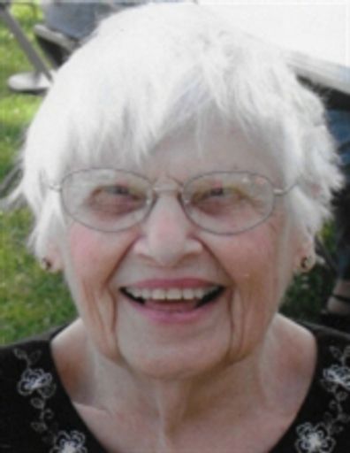 Patricia Grace Howe photo gallery thumbnail 1 of 2