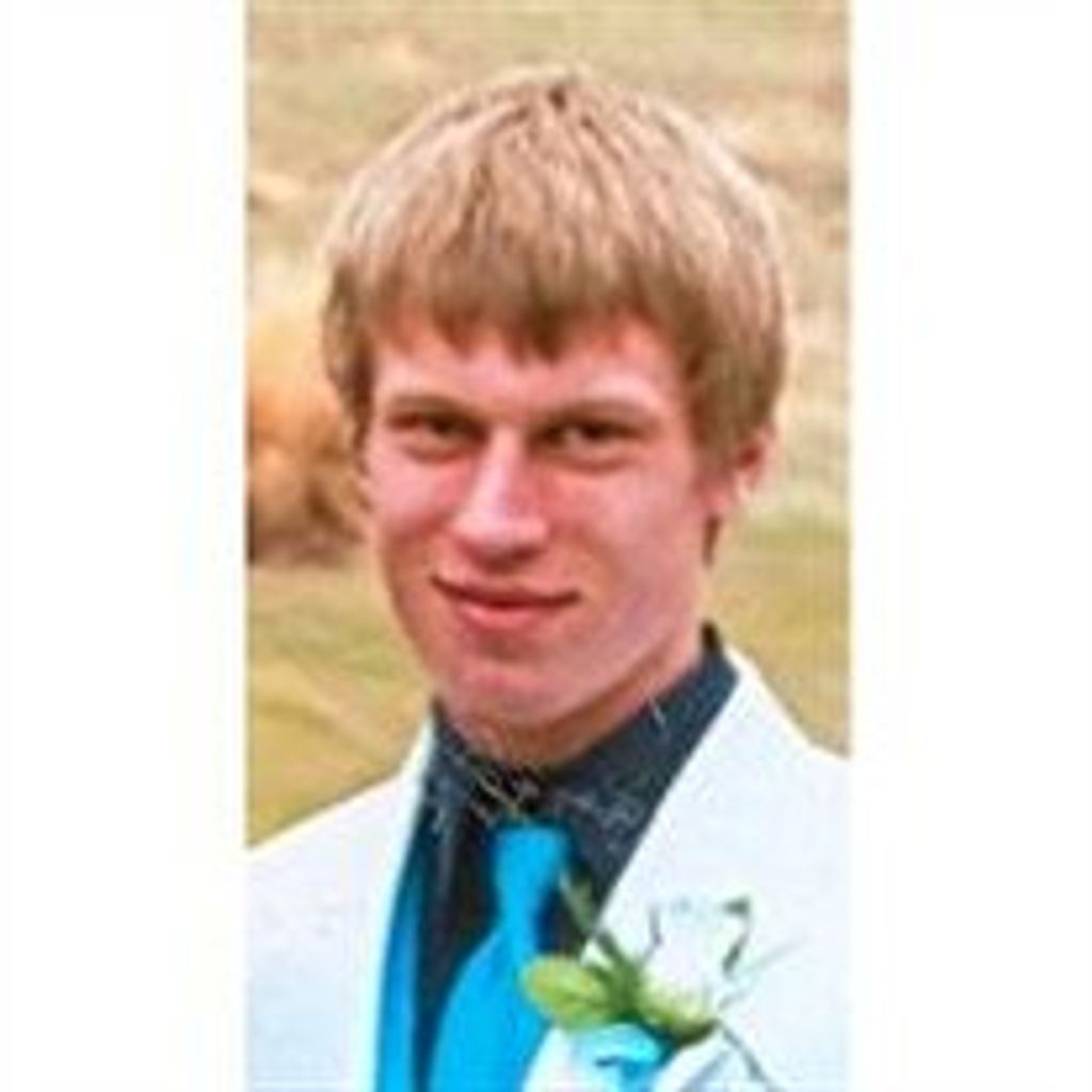 Dustin  G. Dankers