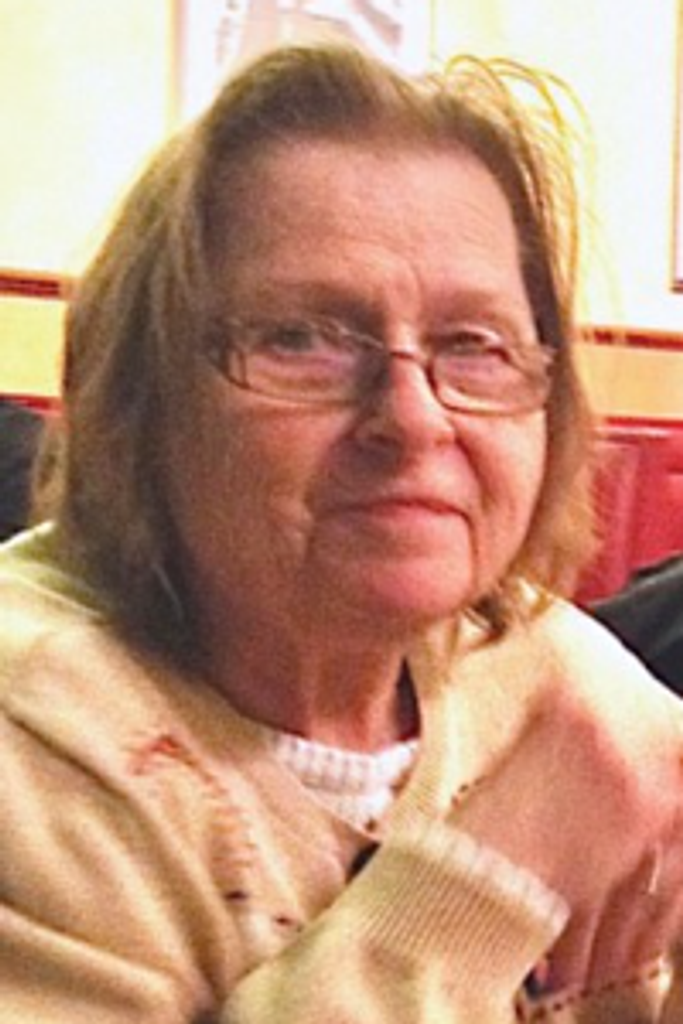 Karen (Blomquist) Inglis Profile Photo