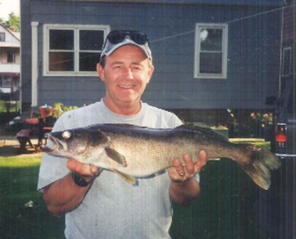 Robert L. Gozia