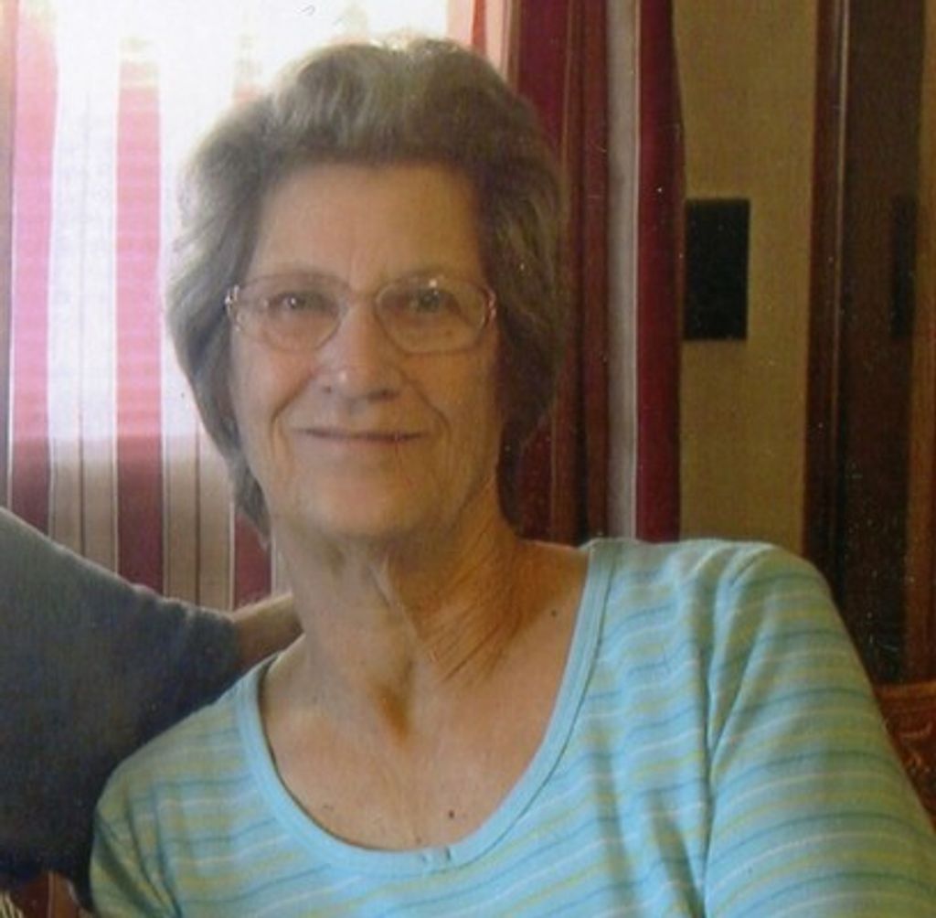 Estella Miller Profile Photo