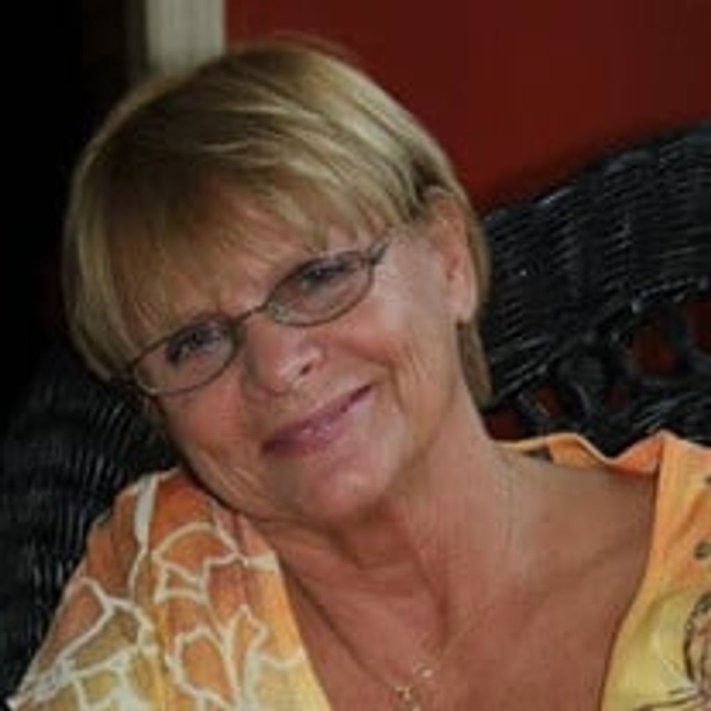 Sandy Singleton