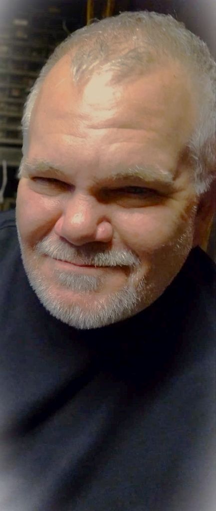 Thomas Dickerson Profile Photo