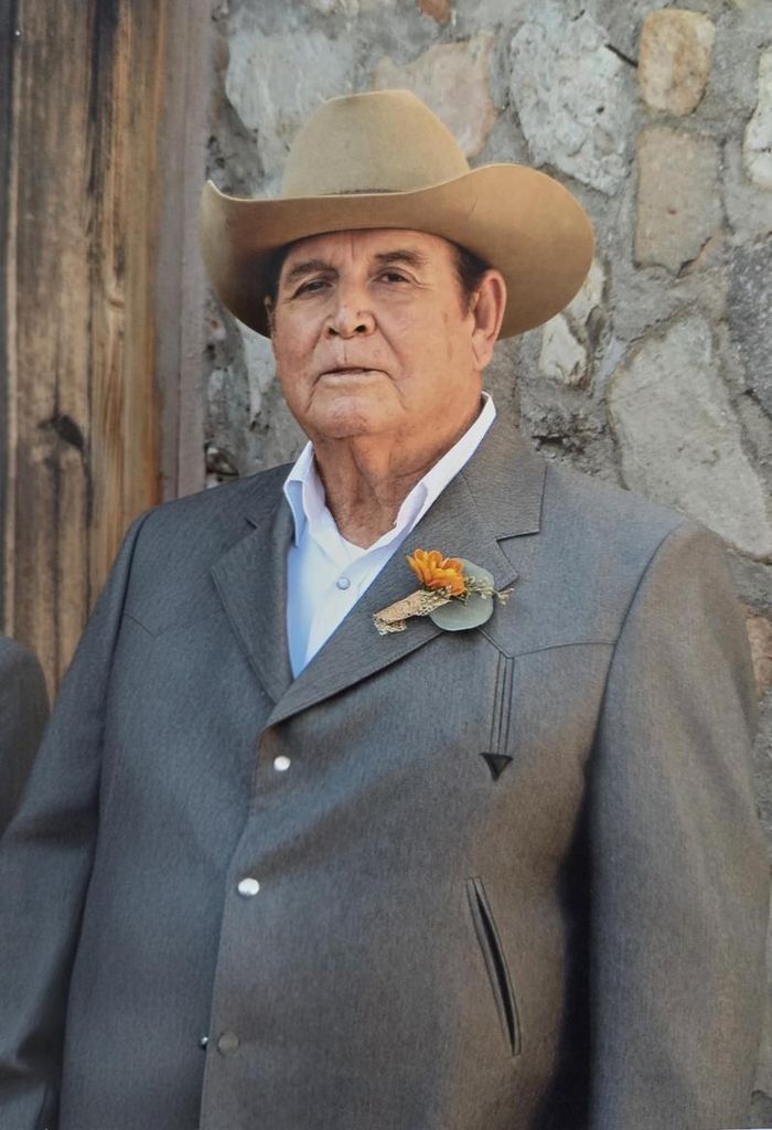 Manuel Bañuelos Dozal Profile Photo
