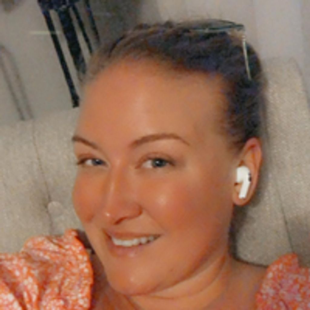 Jennifer  Phillips