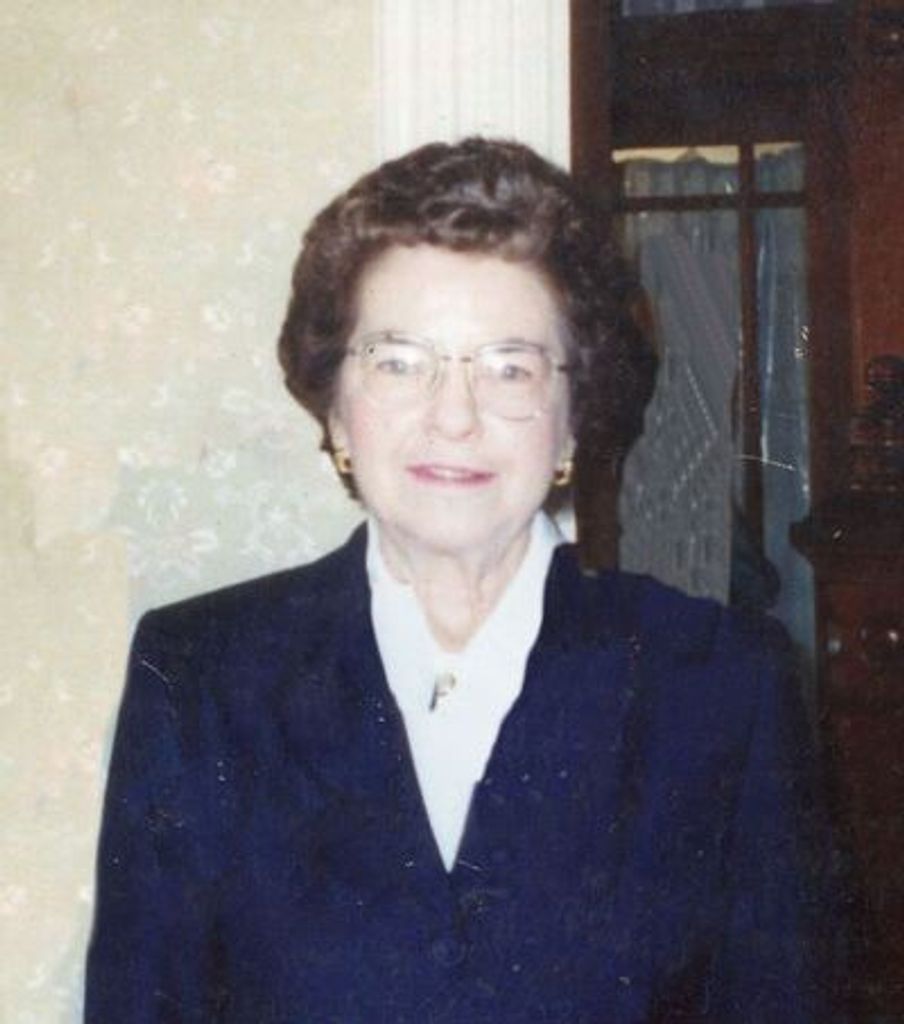 Madeline Leslie English Profile Photo
