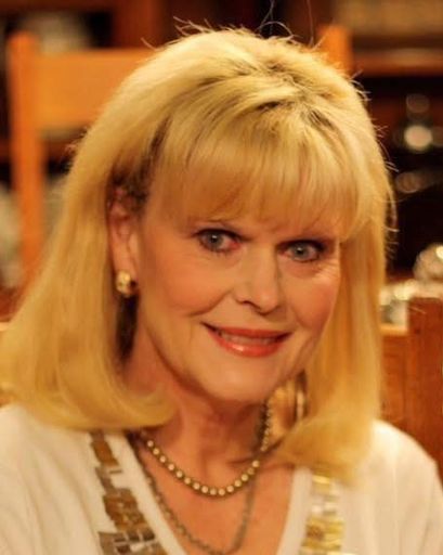 Sharon Sally Benton Thomas's obituary image