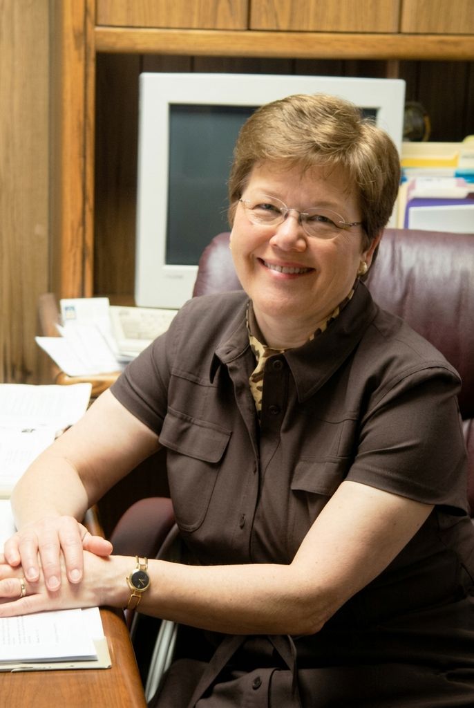 SueAnn Marie Collinge Profile Photo