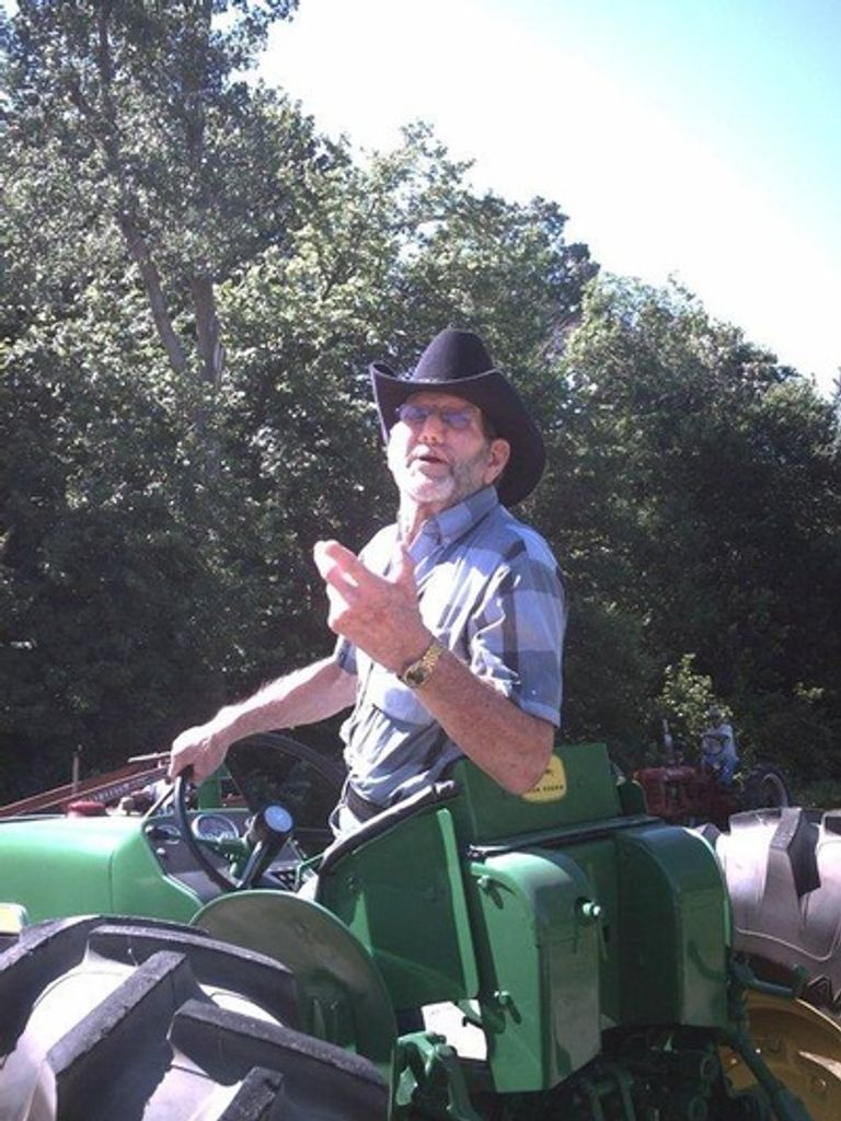 Wayne Lavern Holliday Profile Photo