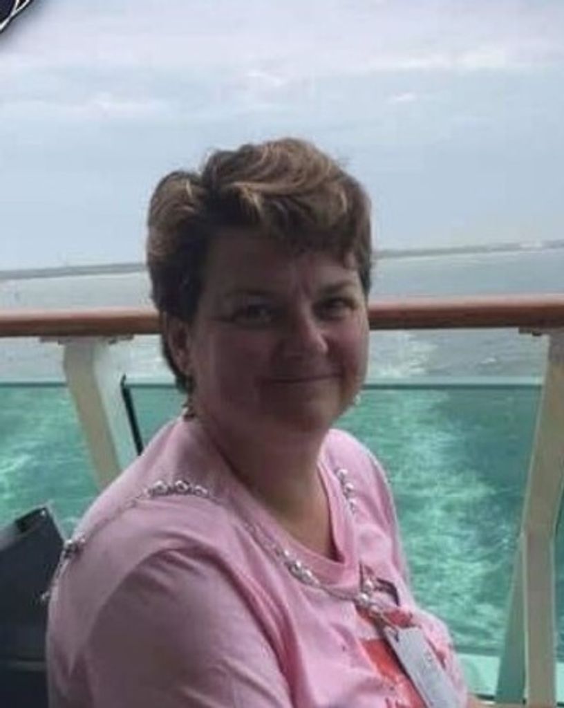 Julie Lynn Banasiak Profile Photo