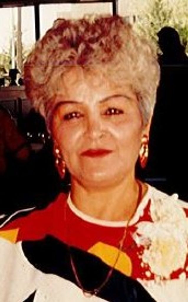 Lou Ellen (Lulu) Analla