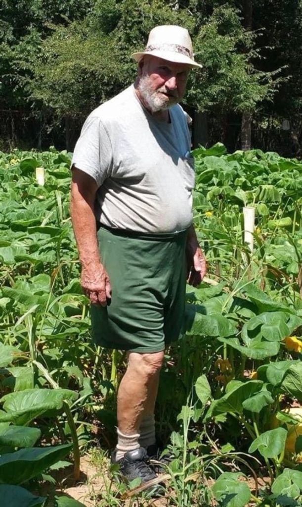 Donald Eugene (Sr.)  Estes Profile Photo