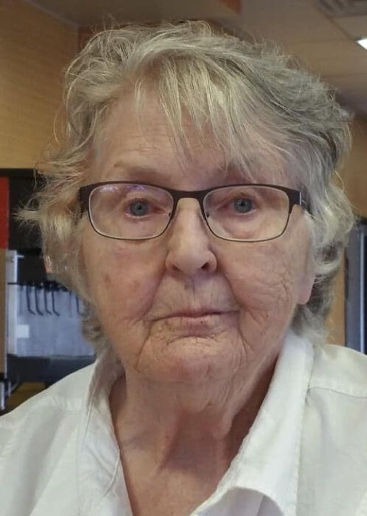 Johnie Beth Ward Profile Photo