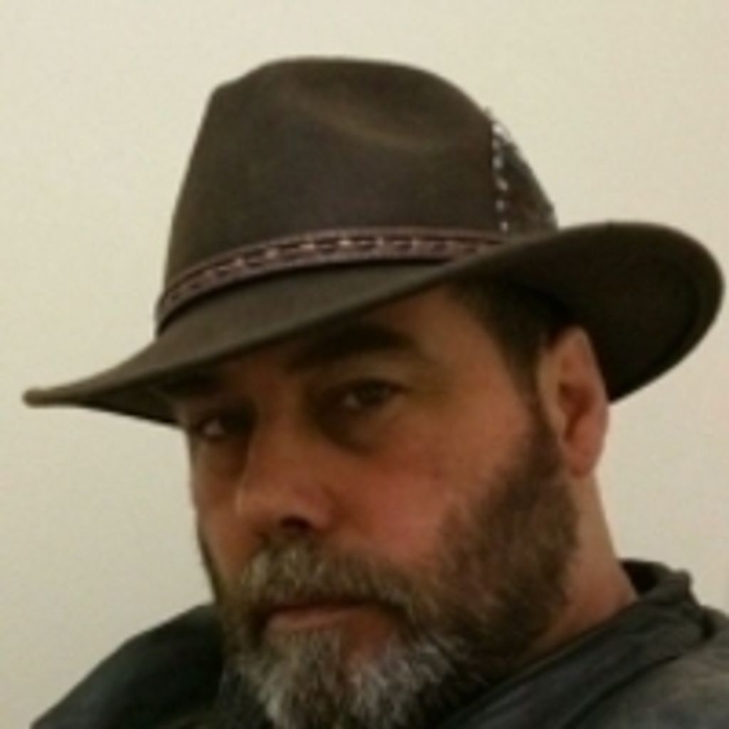 Leslie James Mccombs