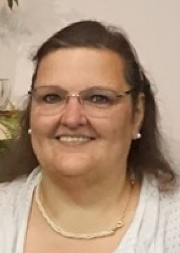 Lori (Richardson)  Daniel Profile Photo