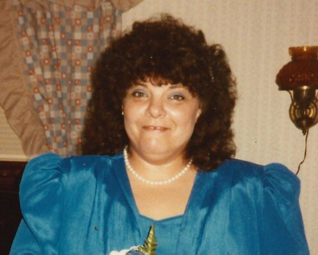 Lizzie Handy