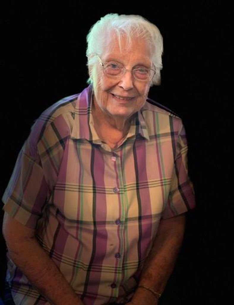 Anna Nell Housley Profile Photo