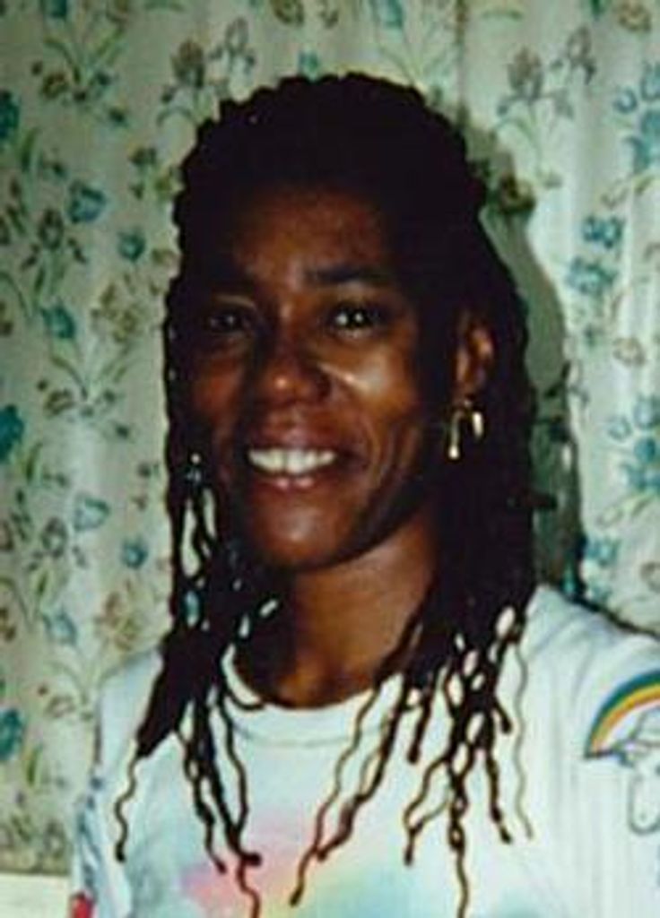 Frankie Stewart Kwiatkowski Profile Photo