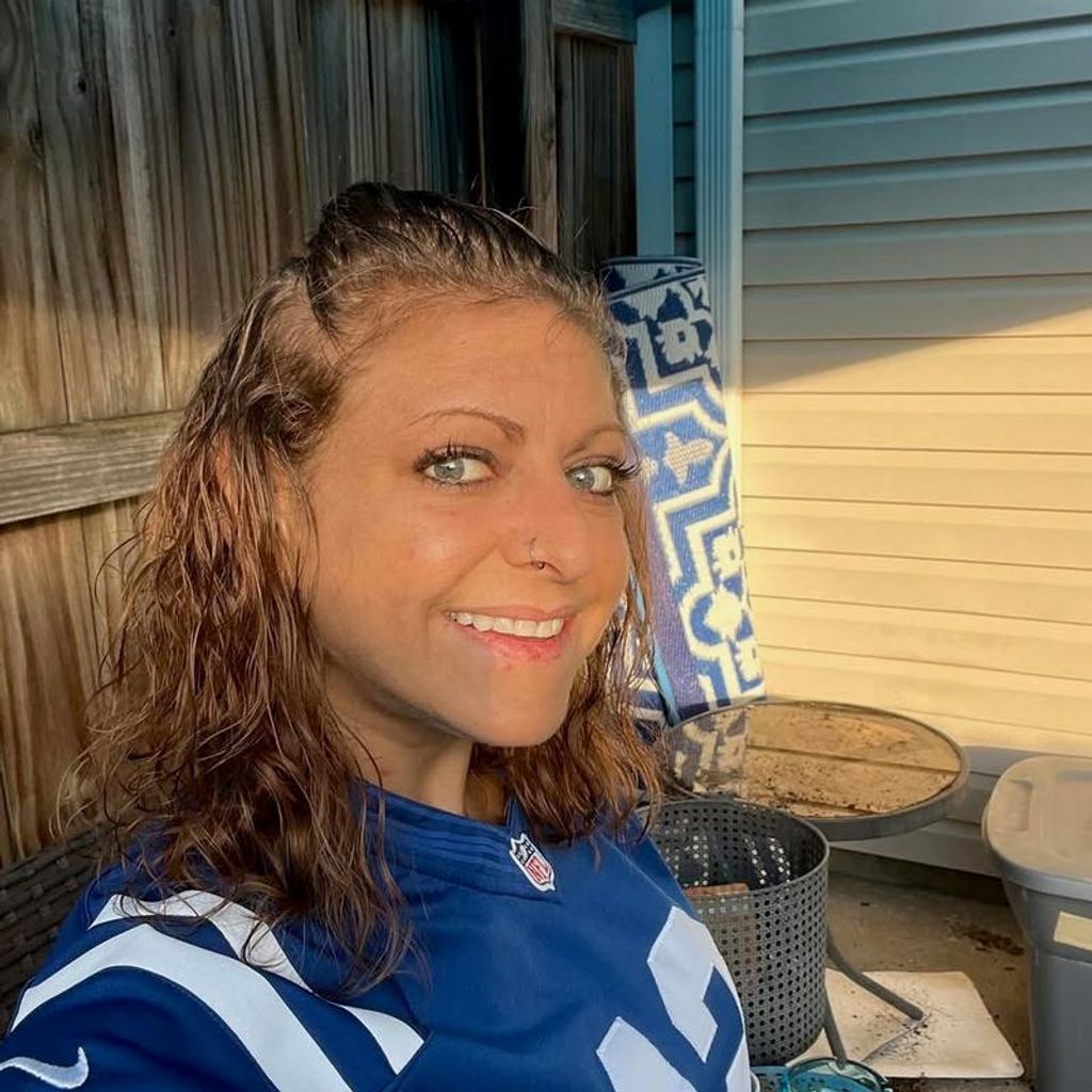 Staci Sheree Groves Profile Photo