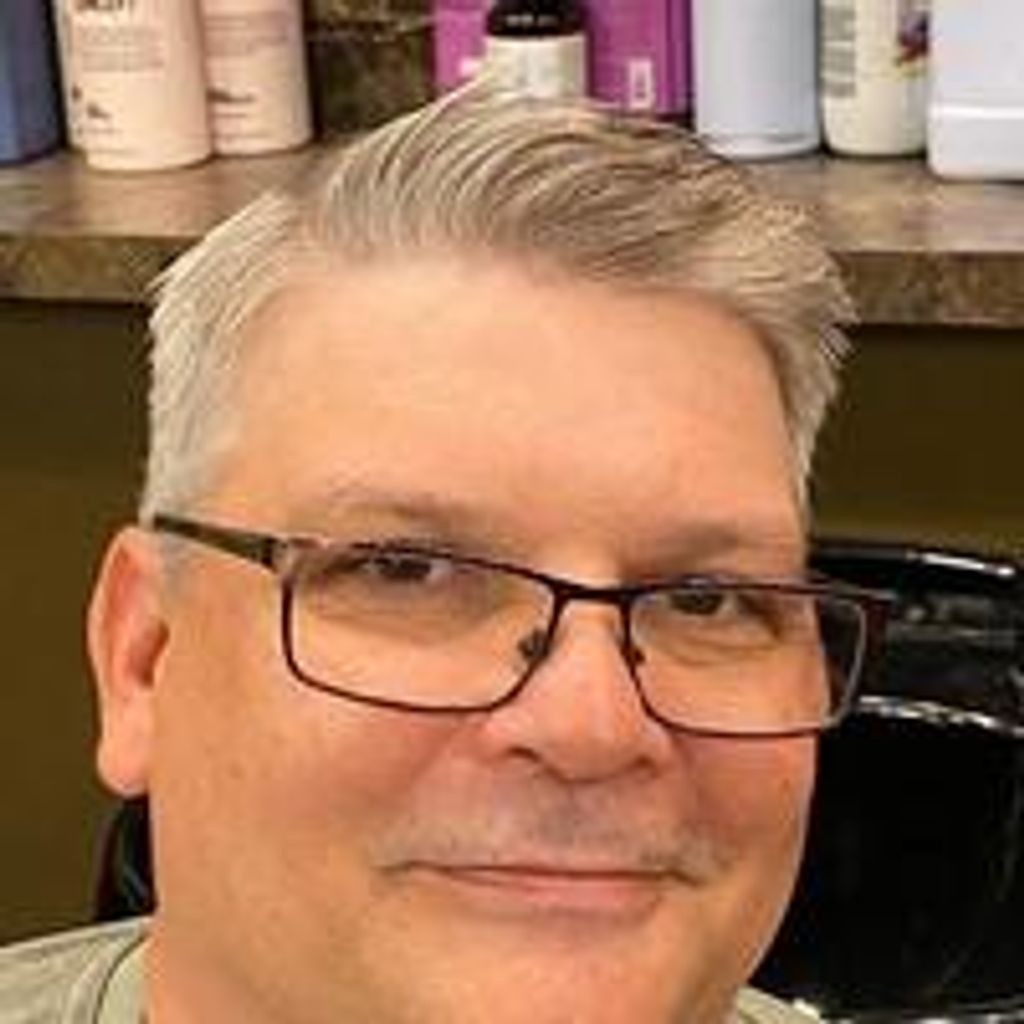 Robert "Bob" Combs