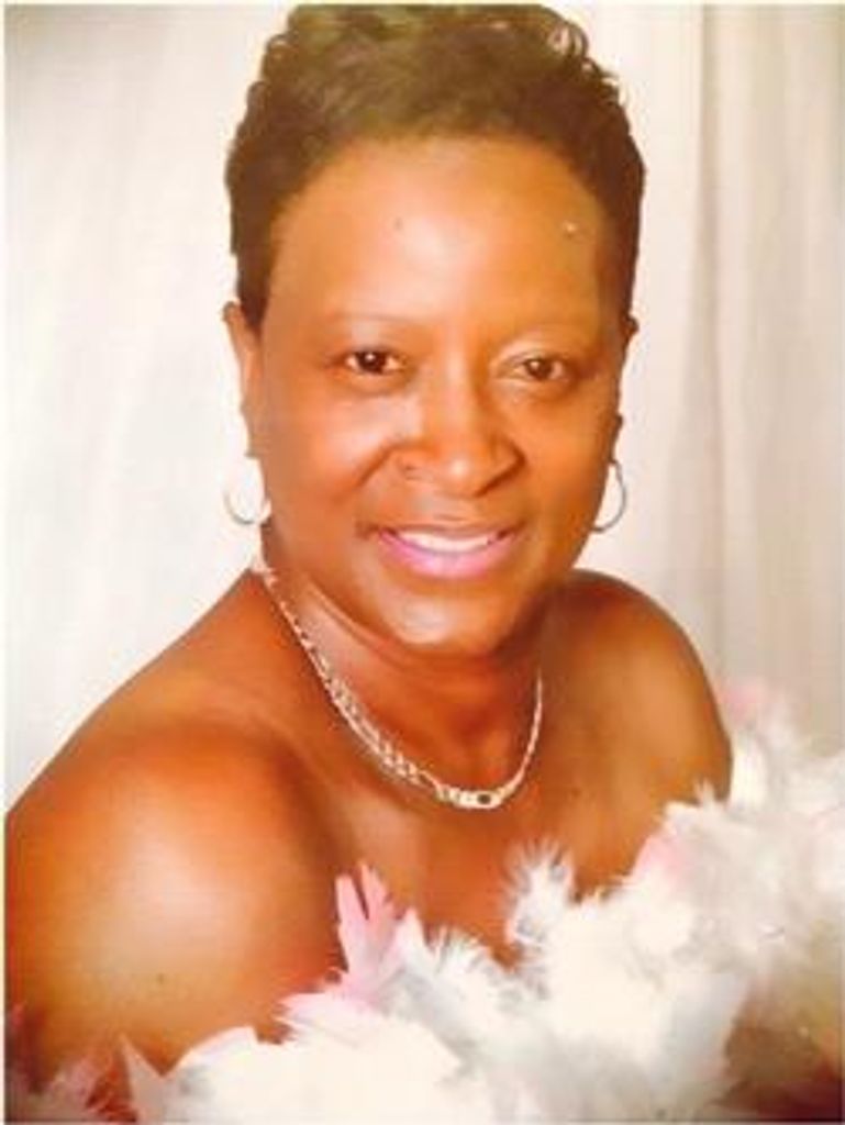 Linda Webb Profile Photo