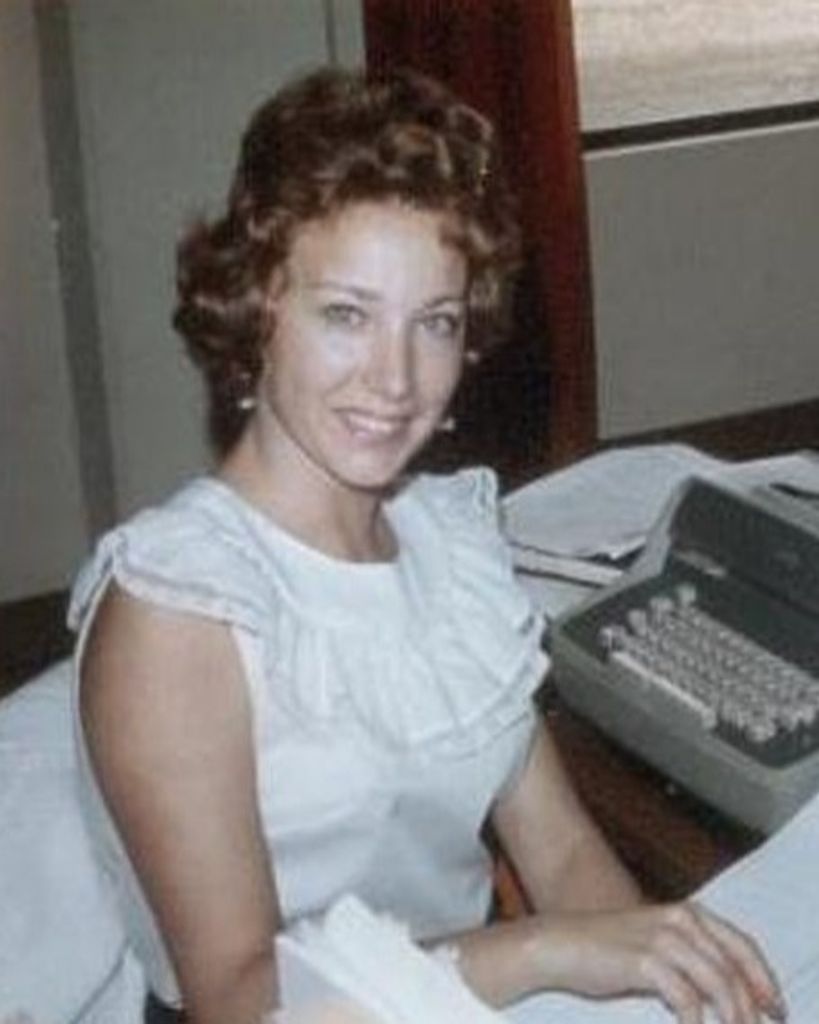 Charolyn Ann Murphy