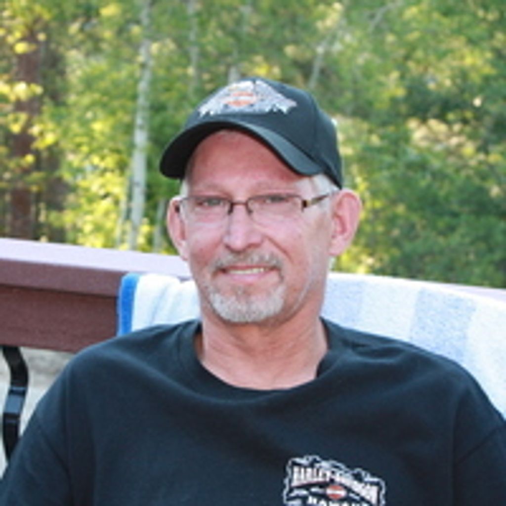 Jeffrey W Schleusener