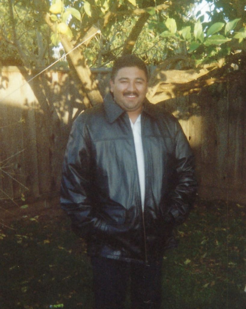 Efren Mujica Rosales Profile Photo
