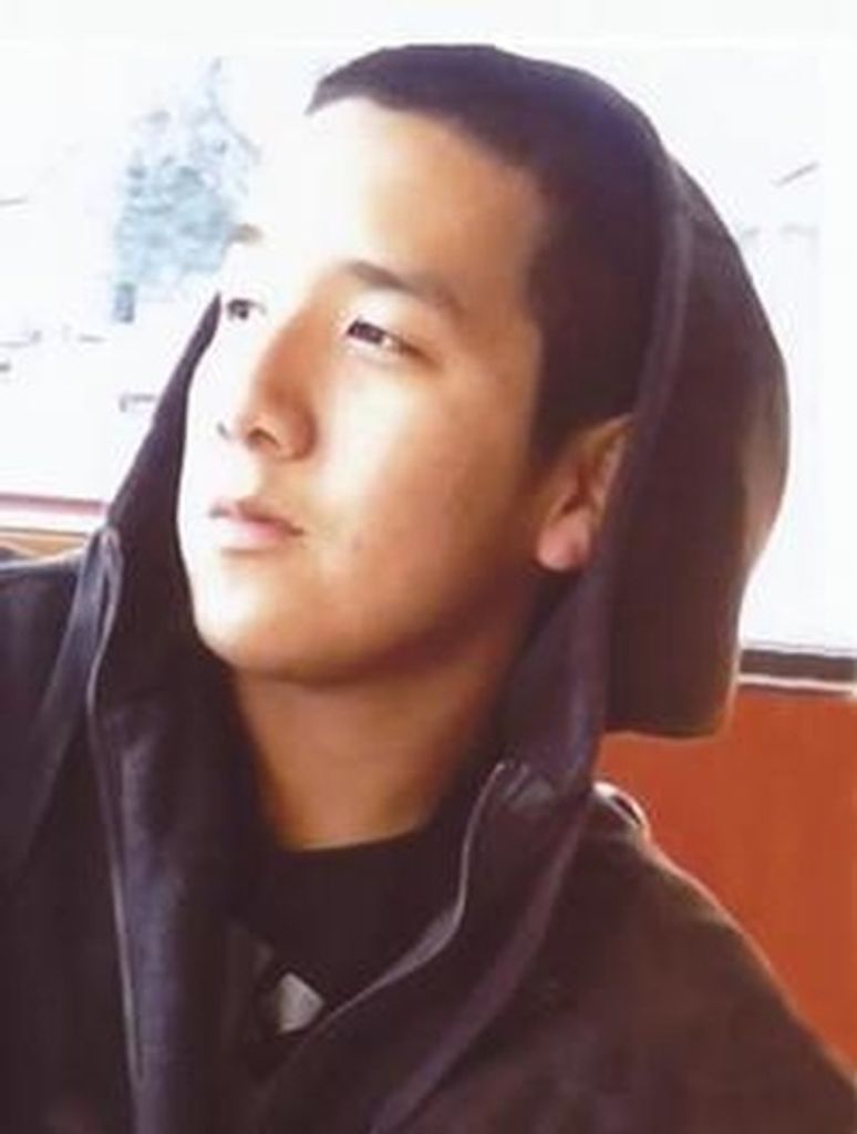 Sean Lawrence Checora