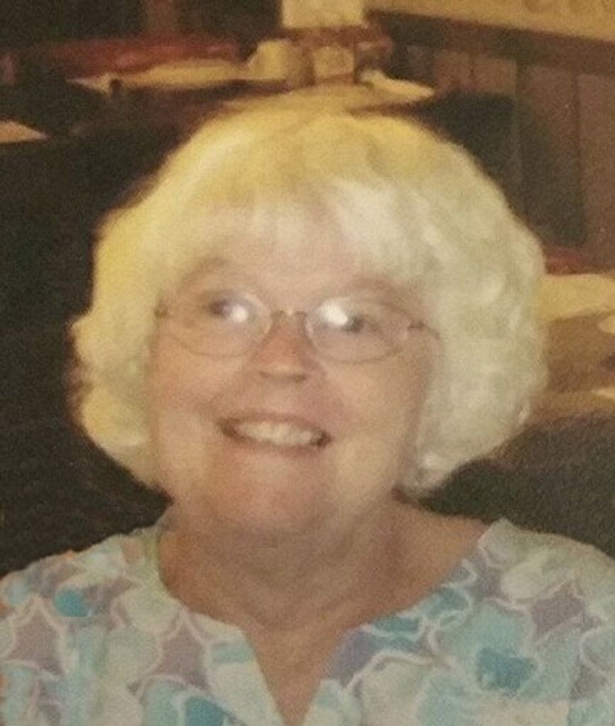 Anna Mae Helton Profile Photo