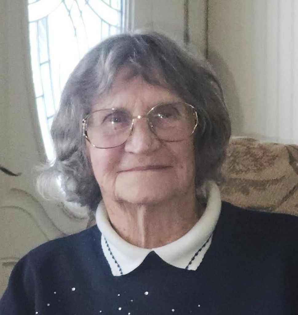 Laura Hall Bivens Profile Photo